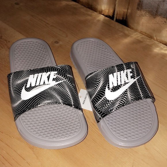 nike slides design